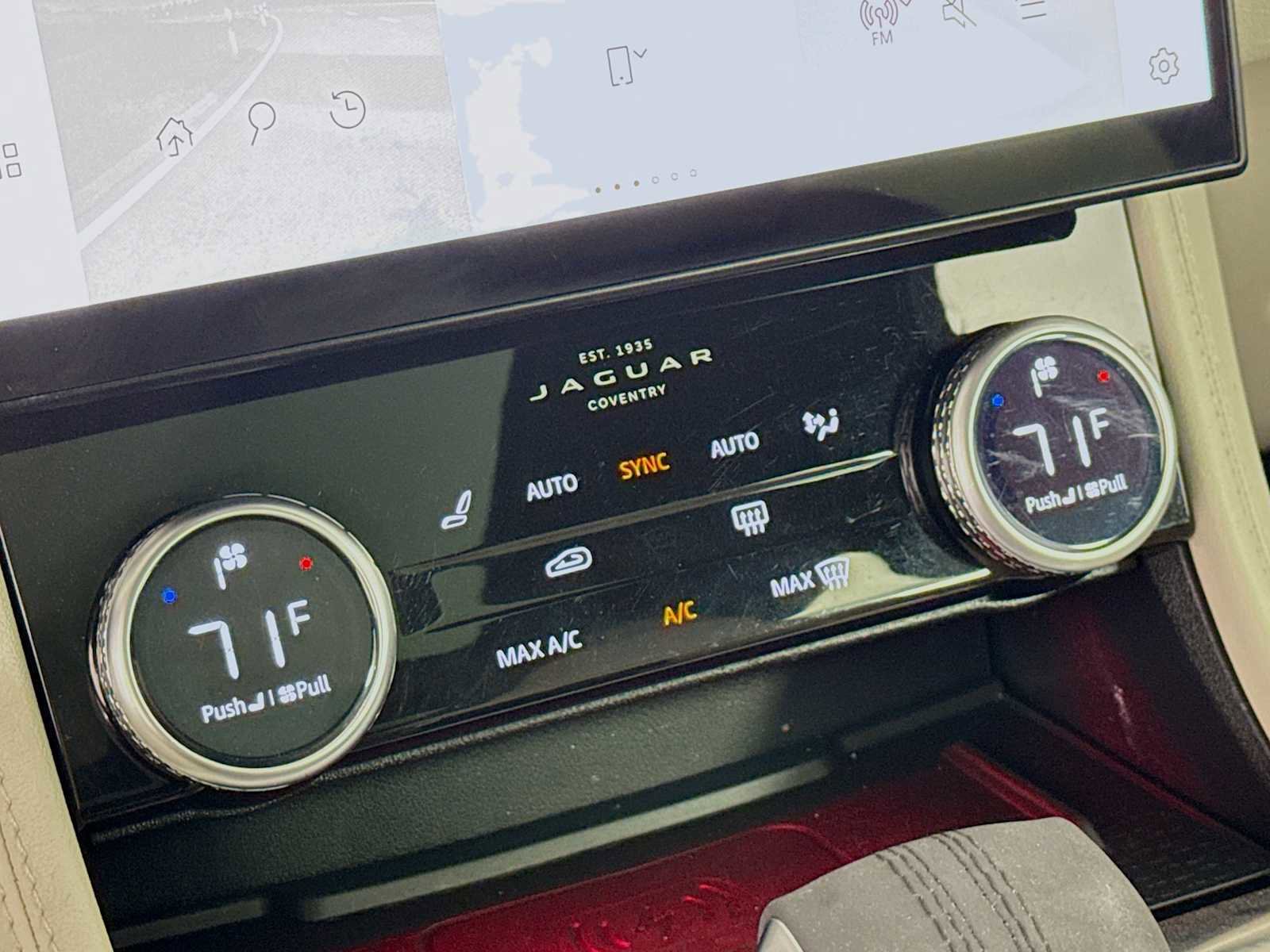 Used 2024 Jaguar F-PACE R-Dynamic S image 16