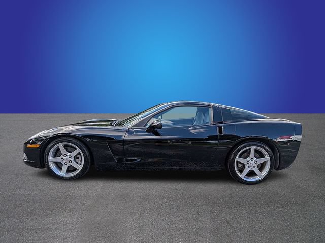 Used 2005 Chevrolet Corvette Coupe w/ Preferred Equipment Group RWD image 2