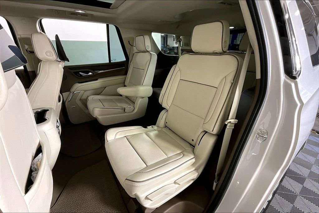Used 2021 GMC Yukon Denali w/ Denali Ultimate Package image 38
