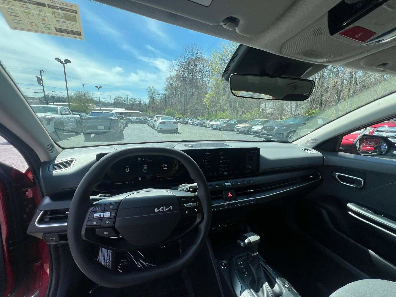 Used 2025 Kia K4 FWD image 28