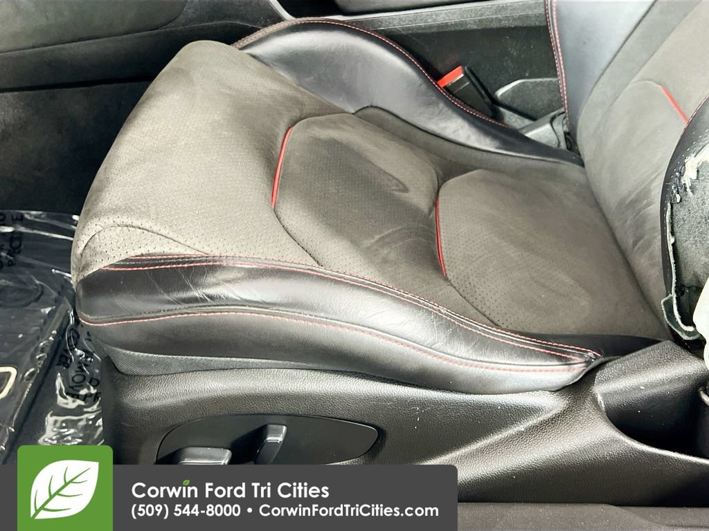 Used 2022 Chevrolet Camaro ZL1 RWD image 21