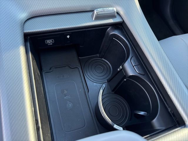 Used 2023 Hyundai Palisade SEL w/ Premium Package image 9