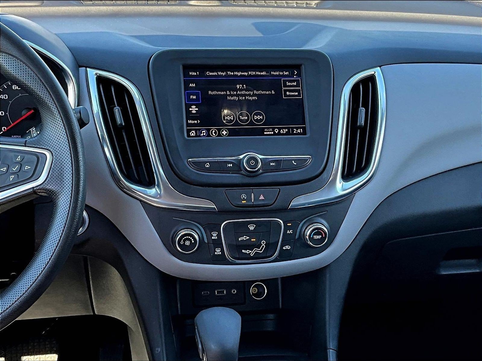 Used 2024 Chevrolet Equinox LS FWD image 9