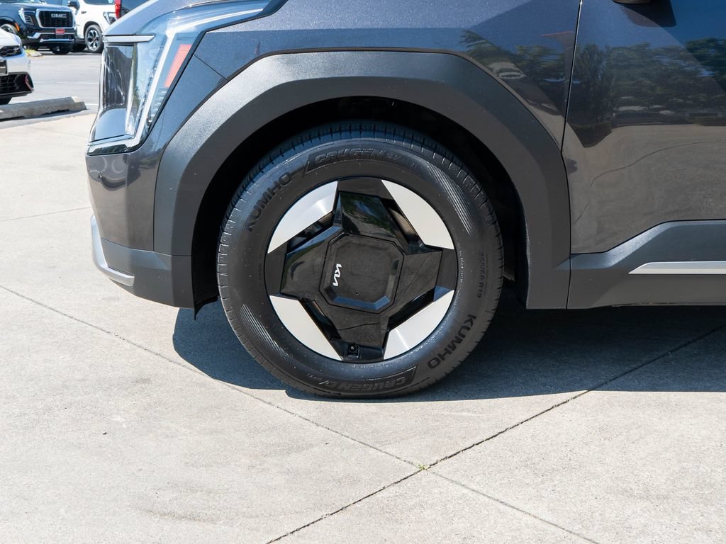 Certified 2024 Kia EV9 Wind AWD/4WD image 33