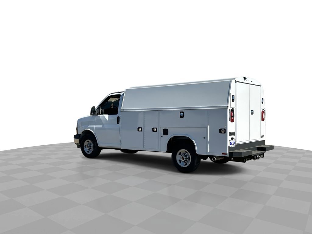 New 2025 GMC Savana 3500 w/ Power Convenience Package image 6
