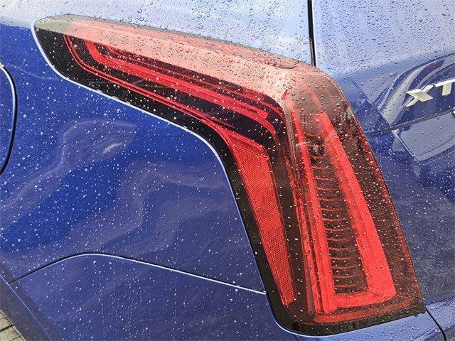 New 2026 Cadillac XT5 Luxury image 11