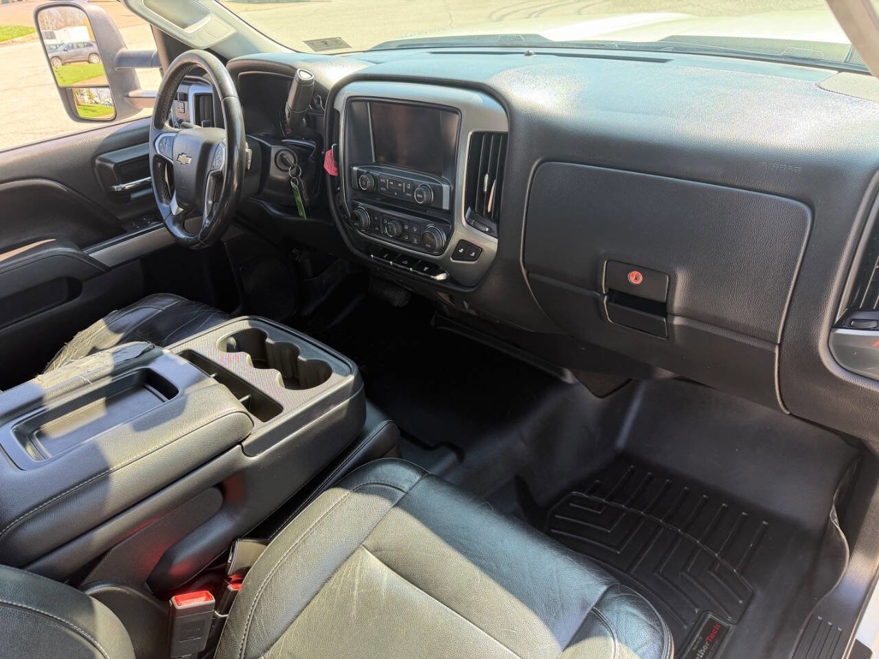Used 2015 Chevrolet Silverado 3500 LT w/ LT Convenience Package AWD/4WD image 8