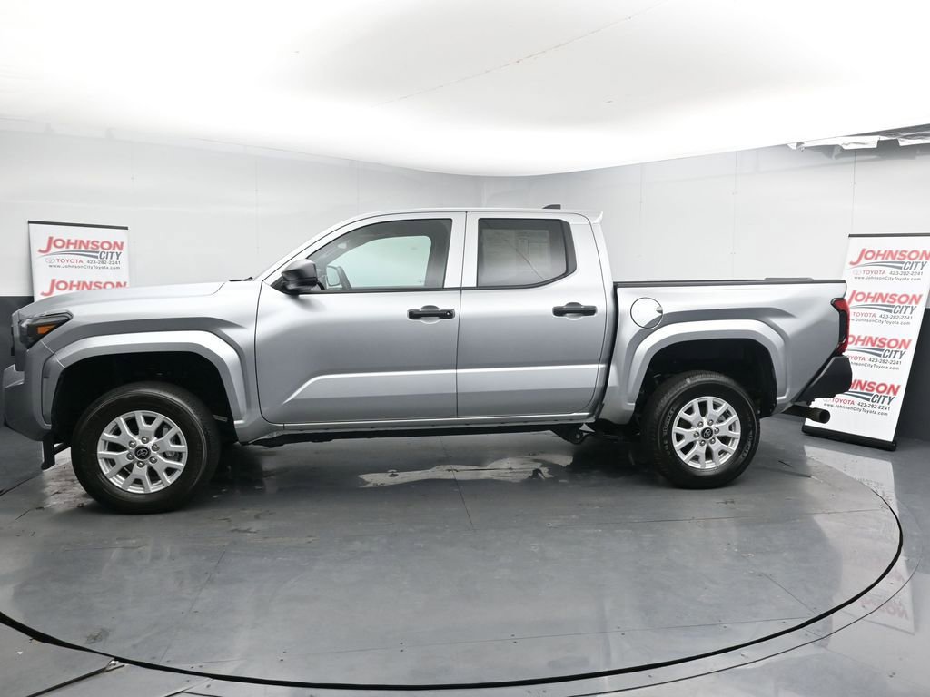 Used 2025 Toyota Tacoma SR image 5