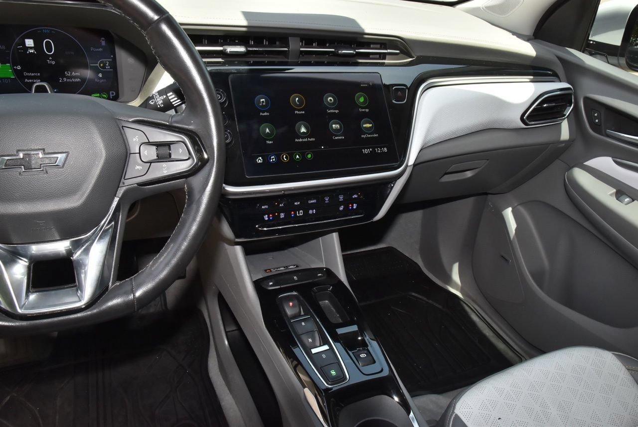 Used 2023 Chevrolet Bolt EUV Premier w/ Sun & Sound Package FWD image 25