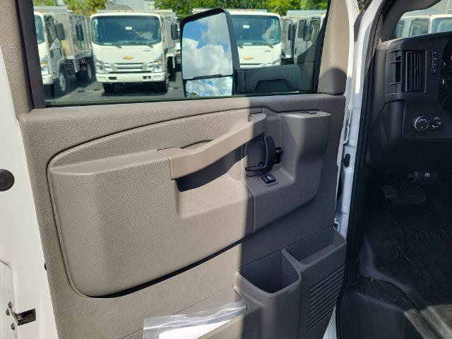 New 2025 Chevrolet Express 3500 w/ Power Convenience Package RWD image 12