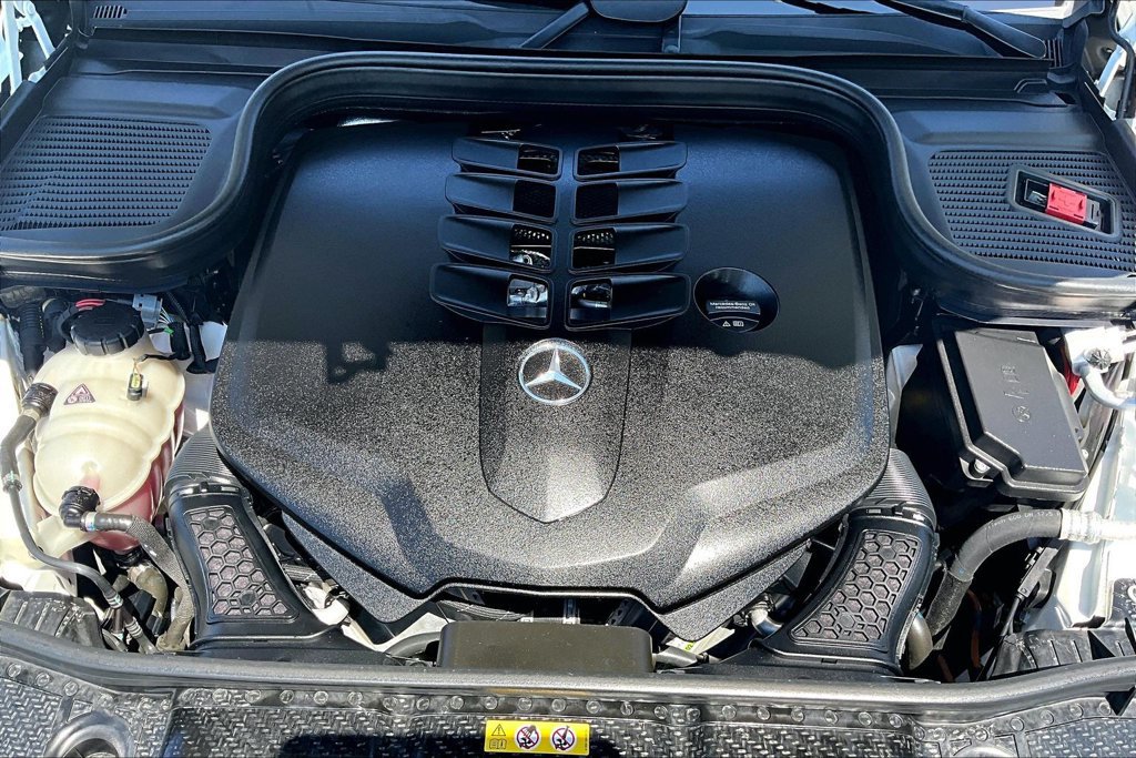 Certified 2023 Mercedes-Benz GLS 580 4MATIC image 9