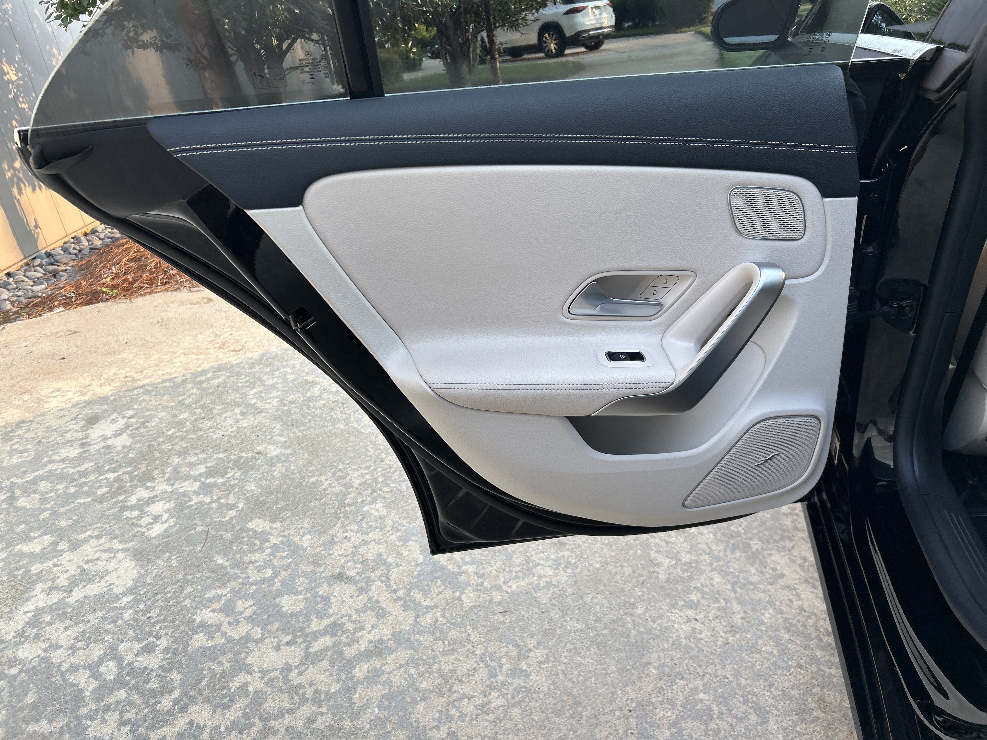 Certified 2024 Mercedes-Benz CLA 250 4MATIC image 36