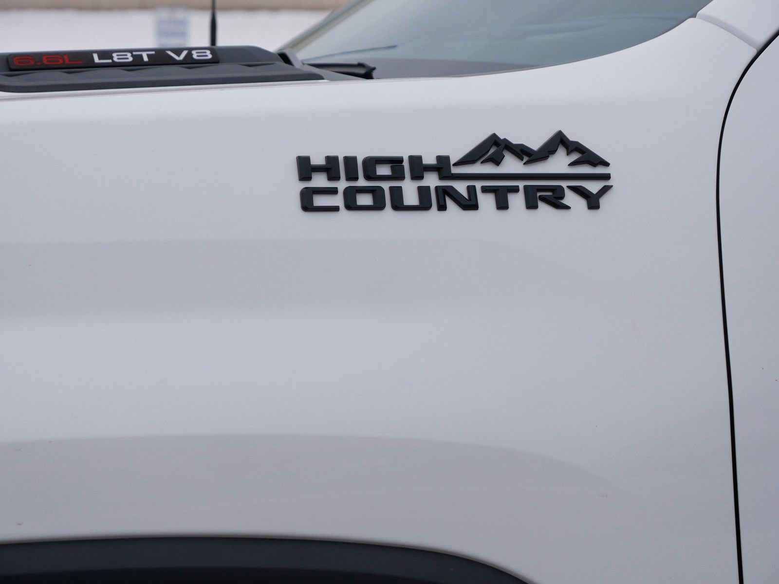 Used 2020 Chevrolet Silverado 2500 High Country w/ Z71 Off-Road Package image 10