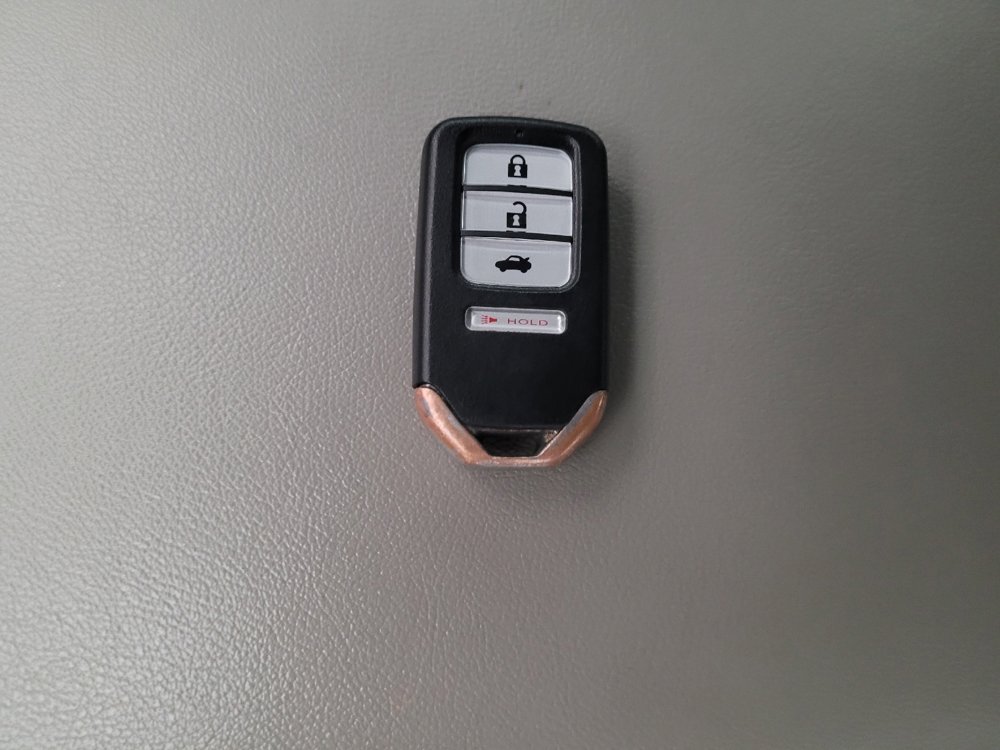 Used 2020 Honda Accord LX image 32