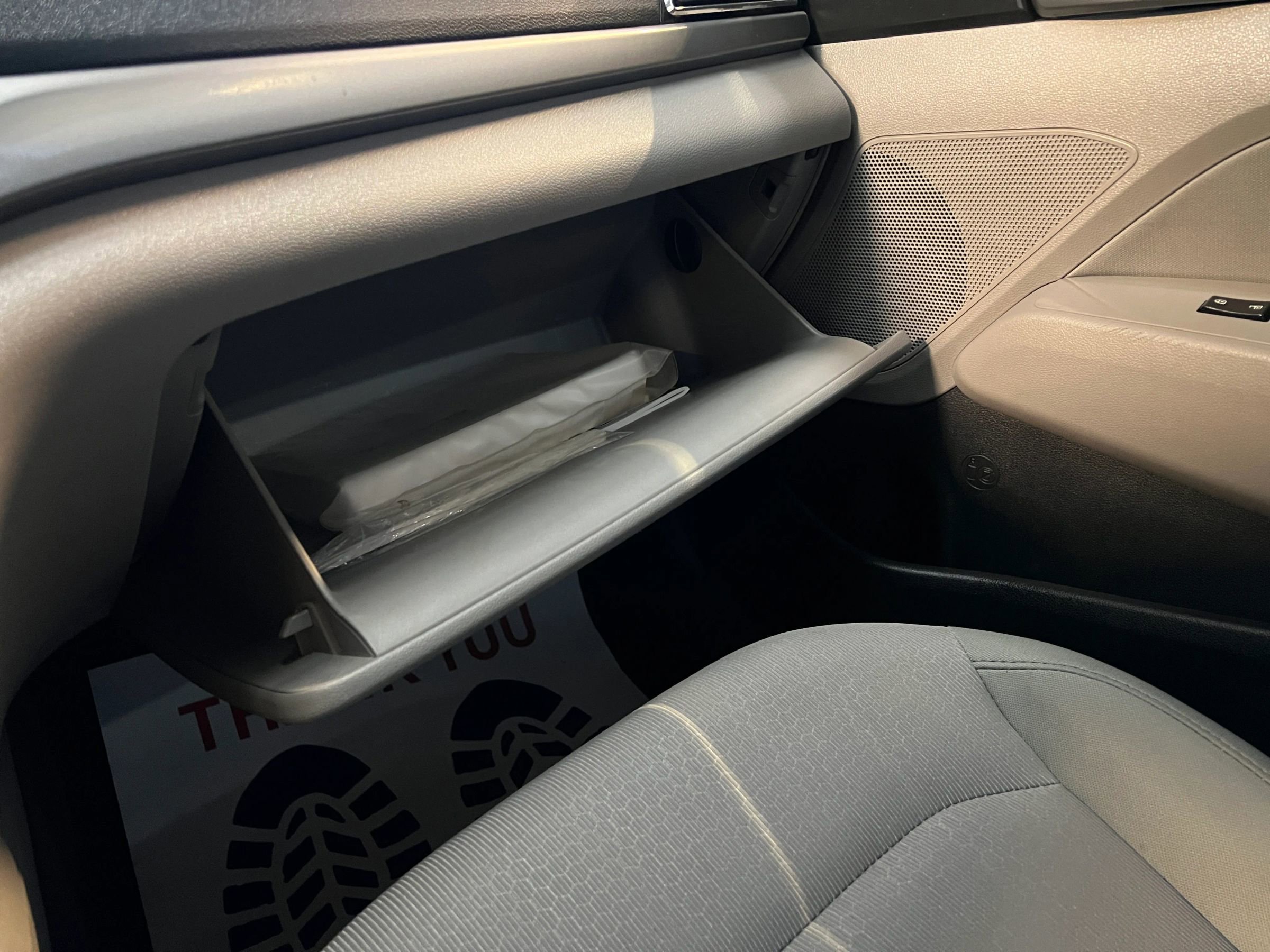 Used 2017 Hyundai Elantra SE image 25