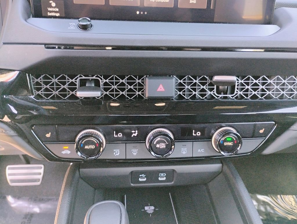 Used 2025 Honda Accord Sport image 25