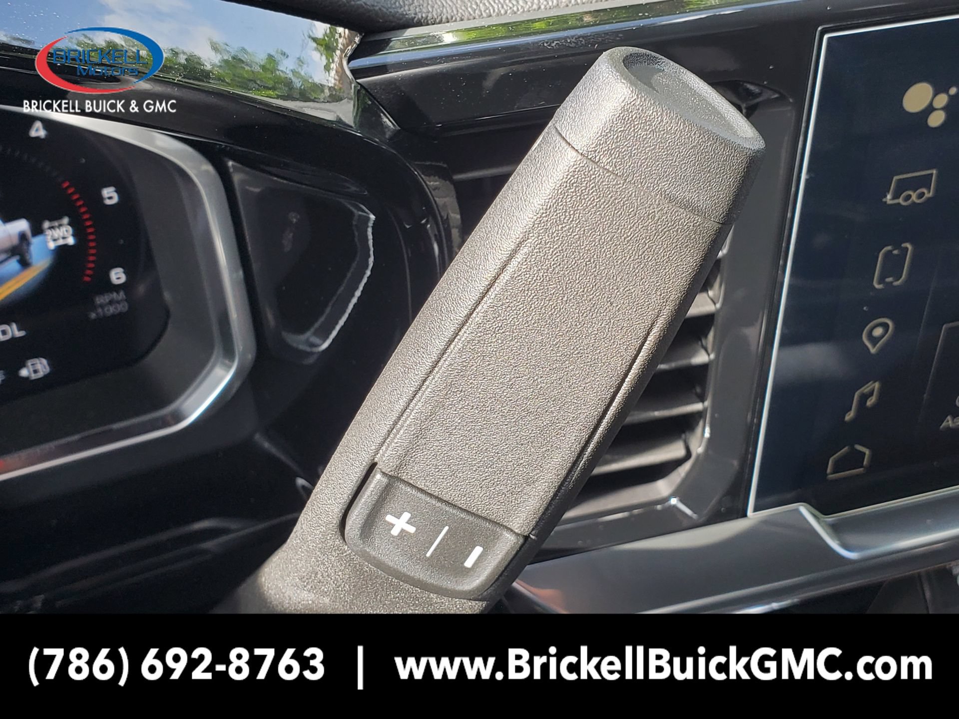 New 2026 GMC Sierra 2500 SLE w/ Max Trailering Package AWD/4WD image 32