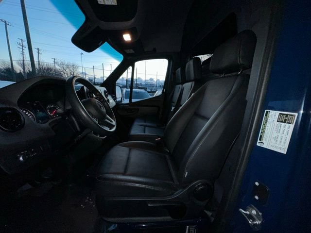Used 2024 Mercedes-Benz Sprinter 144 Cargo image 8