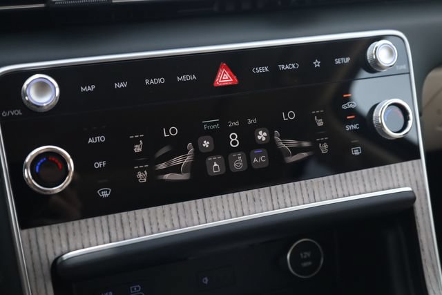 New 2026 Genesis GV80 2.5T Prestige AWD/4WD image 18
