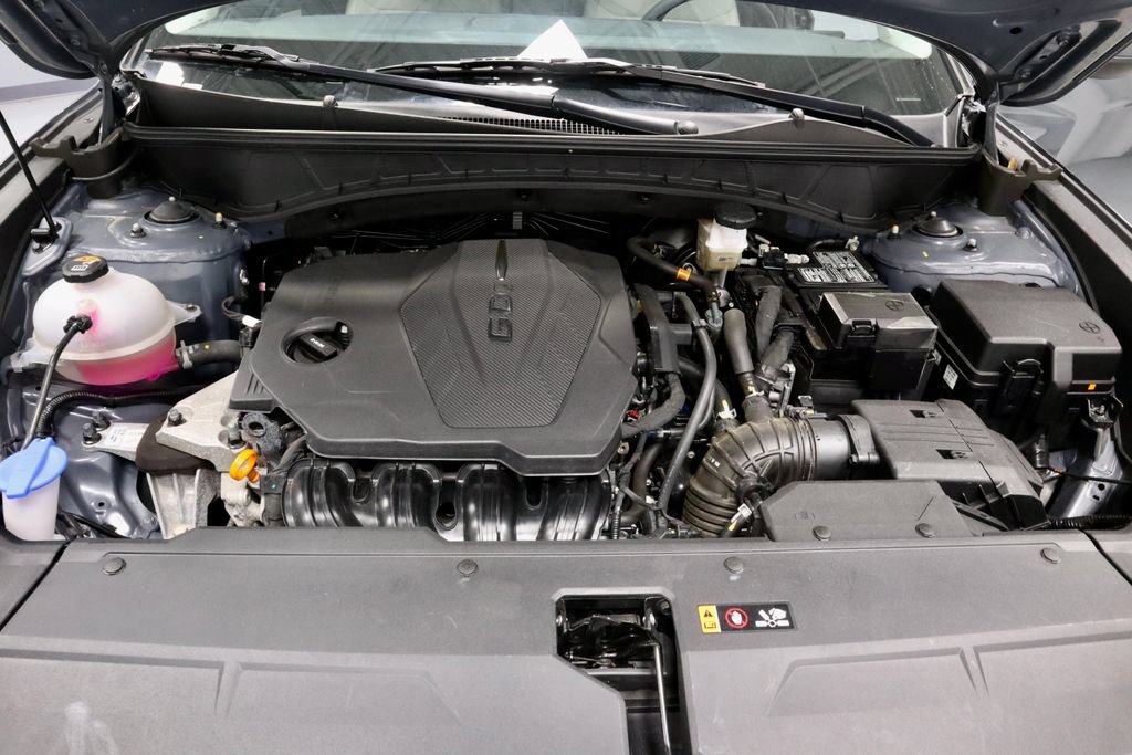 Certified 2025 Hyundai Tucson SEL AWD/4WD image 17