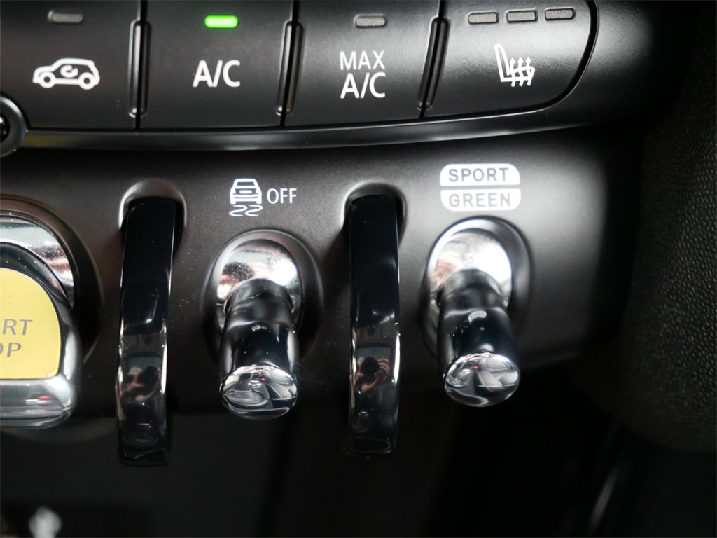 Used 2024 MINI Cooper SE image 20