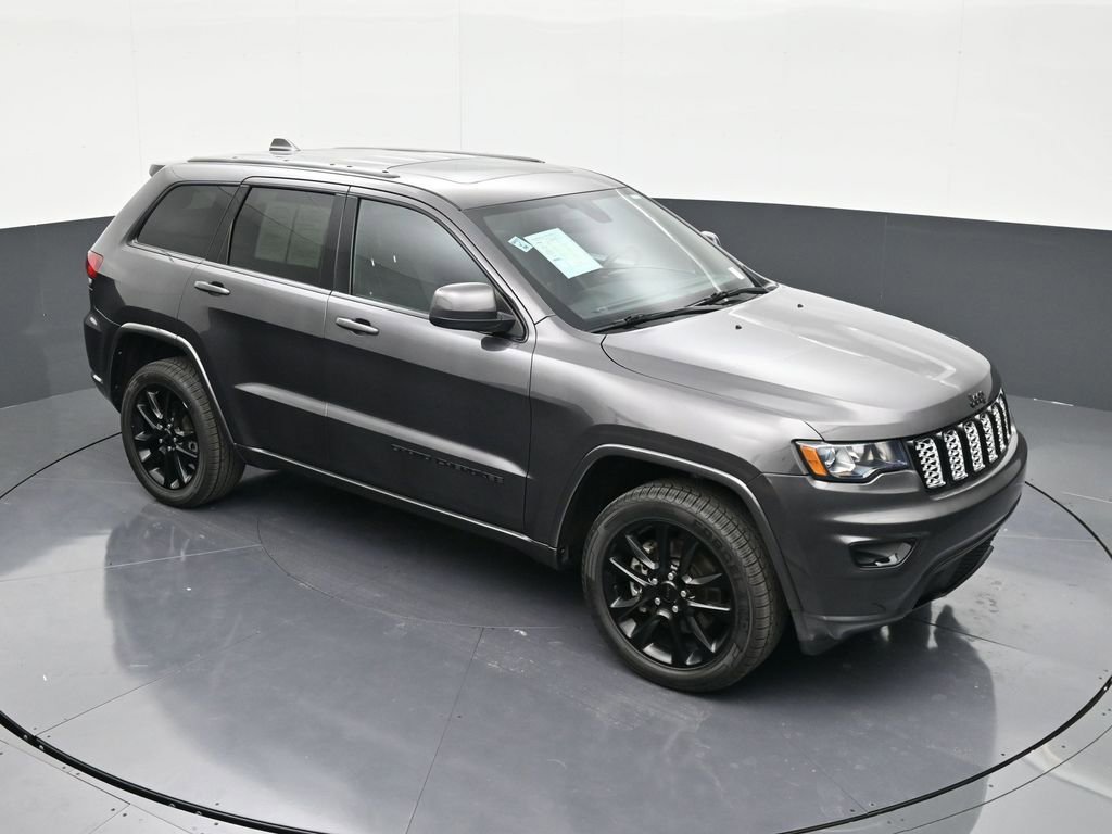 Used 2021 Jeep Grand Cherokee Laredo X image 18