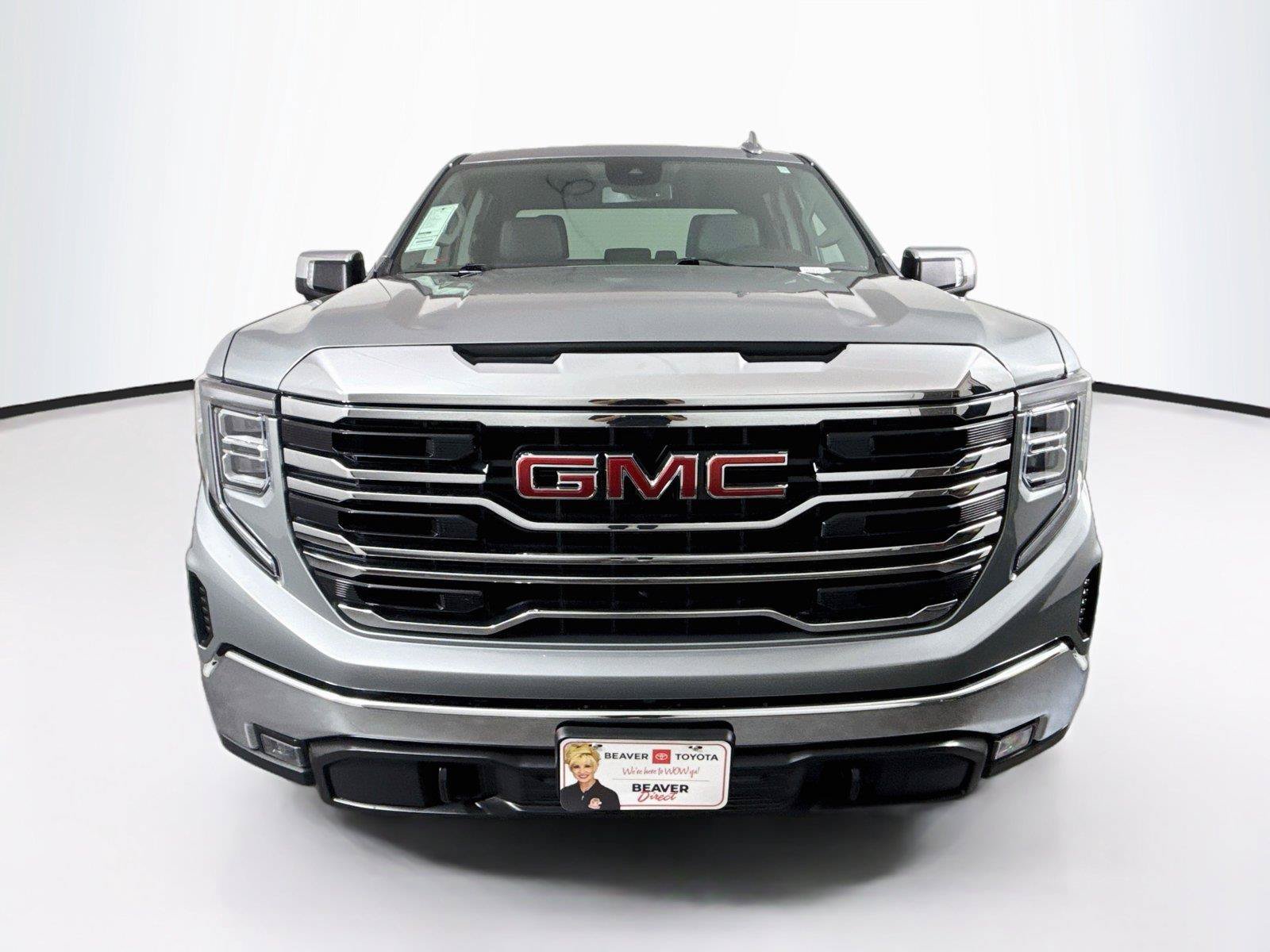 Used 2025 GMC Sierra 1500 SLT AWD/4WD image 9