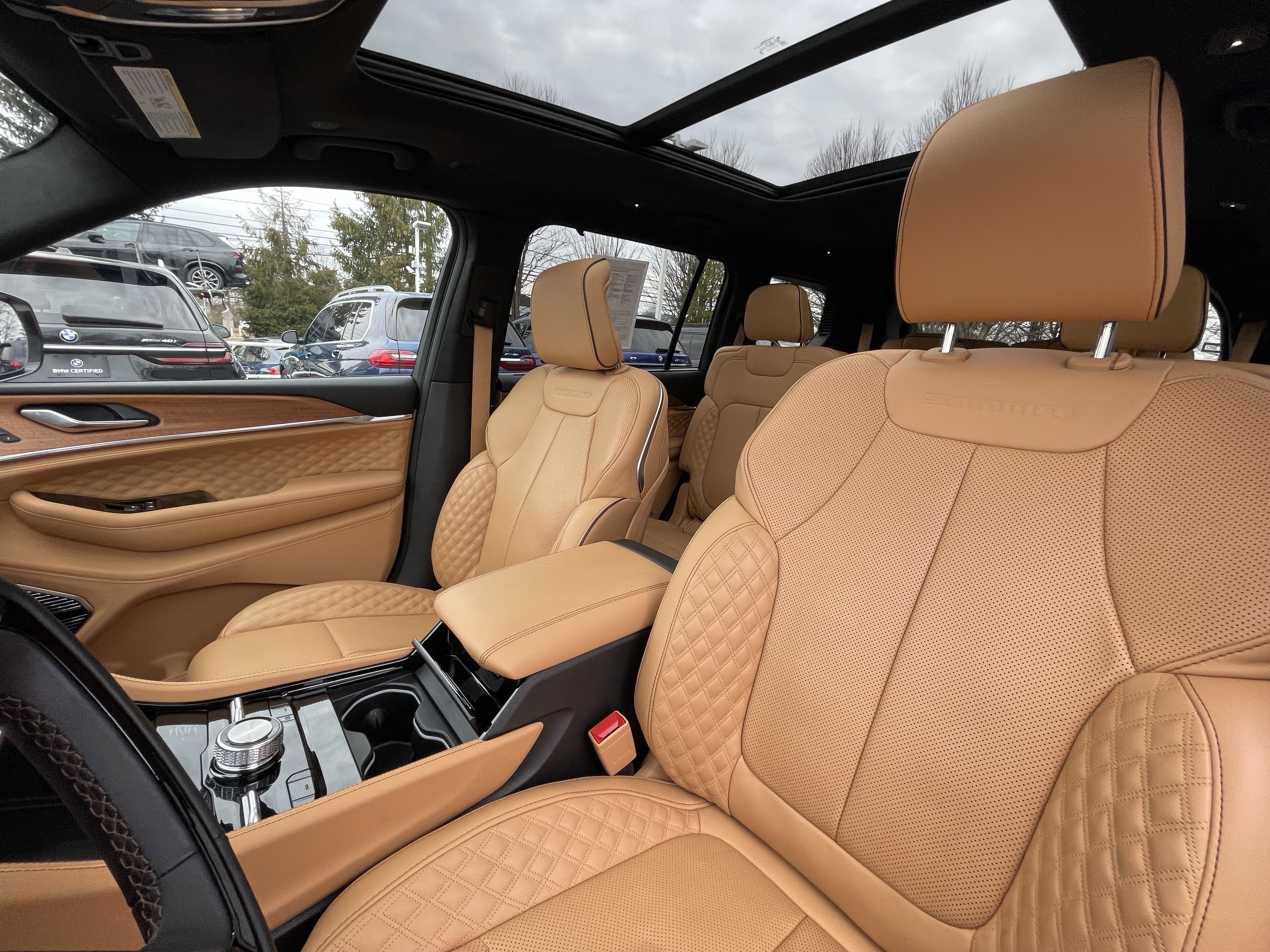 Used 2025 Jeep Grand Cherokee L Summit image 8