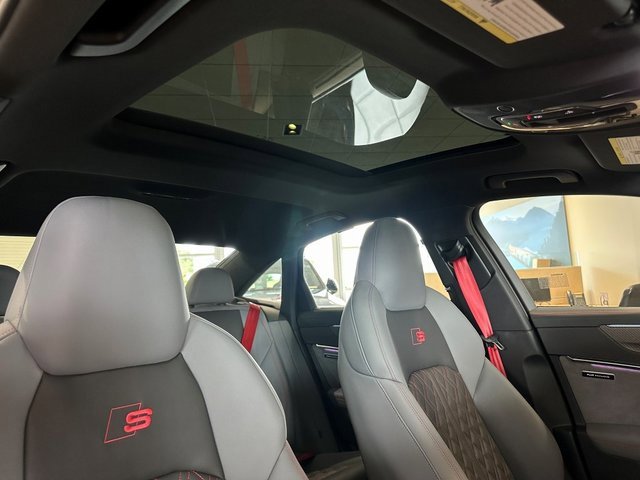 New 2025 Audi S6 Prestige image 13