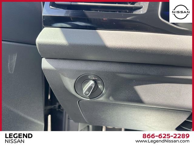 Used 2025 Volkswagen Jetta Sport image 21