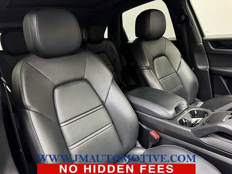 Used 2021 Porsche Cayenne image 21