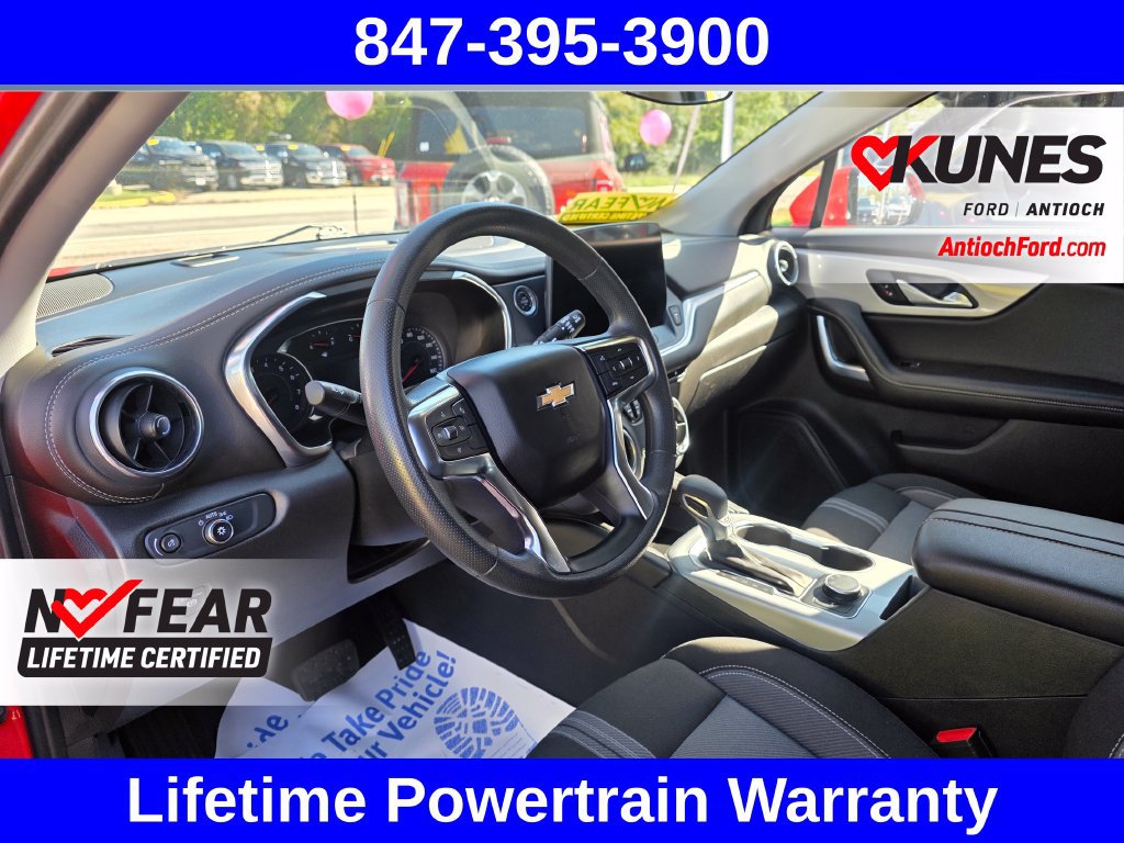 Used 2025 Chevrolet Blazer LT AWD/4WD image 28