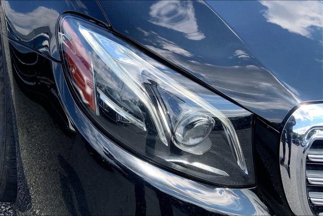 Used 2018 Mercedes-Benz E 300 4MATIC image 24