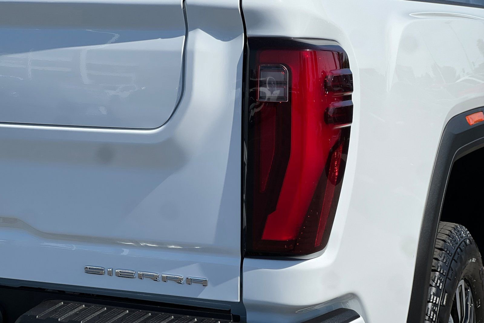 New 2026 GMC Sierra 2500 Denali Ultimate AWD/4WD image 7