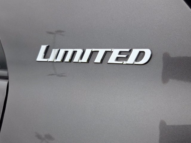 Used 2013 Toyota 4Runner Limited RWD image 10