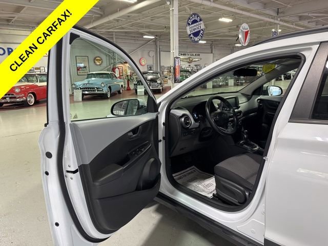 Used 2018 Hyundai Kona SEL AWD/4WD image 11