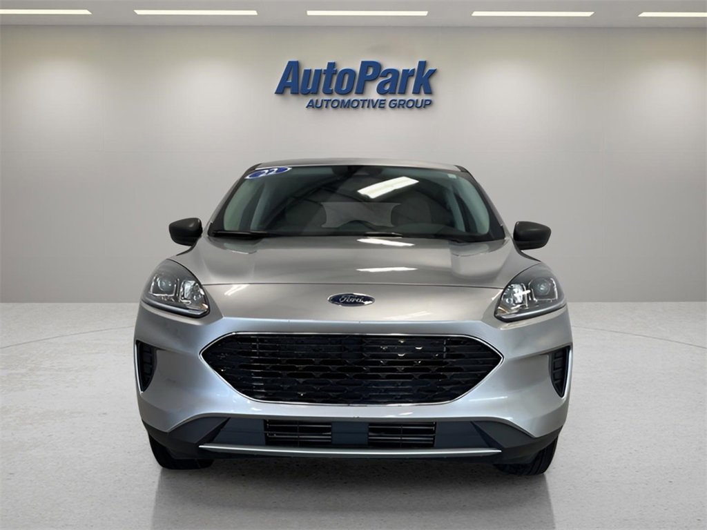 Used 2022 Ford Escape SE w/ Convenience Package image 2