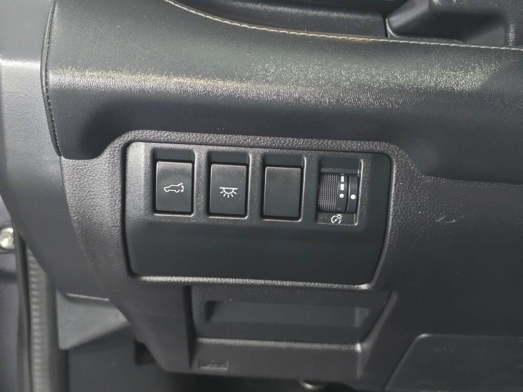 Used 2023 Subaru Ascent Touring AWD/4WD image 25