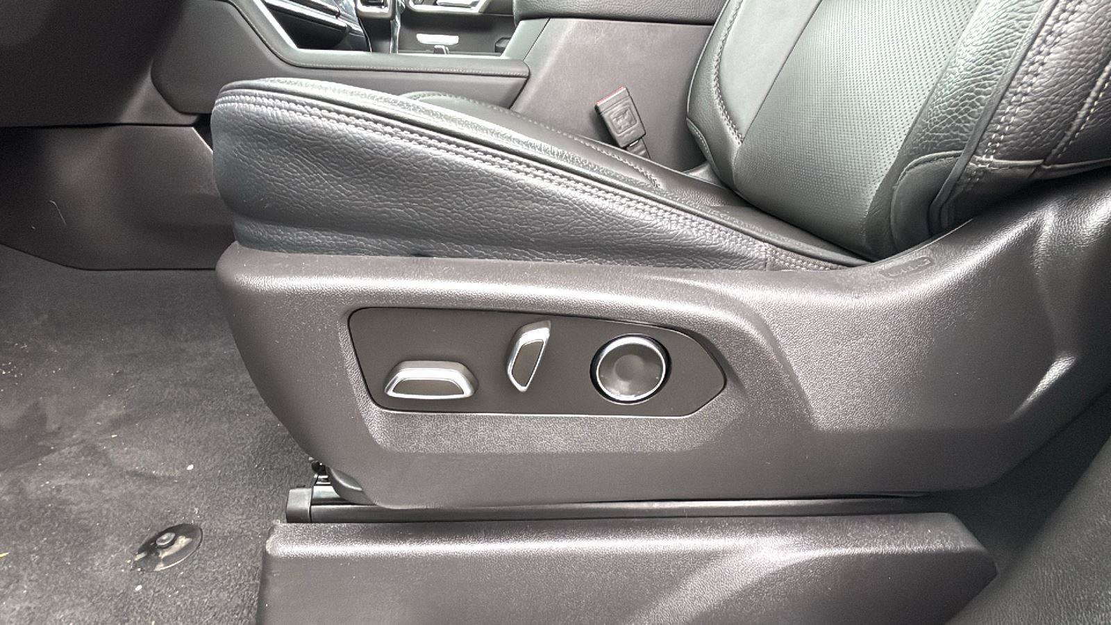 New 2025 GMC Sierra 1500 Denali w/ Denali Reserve Package image 23