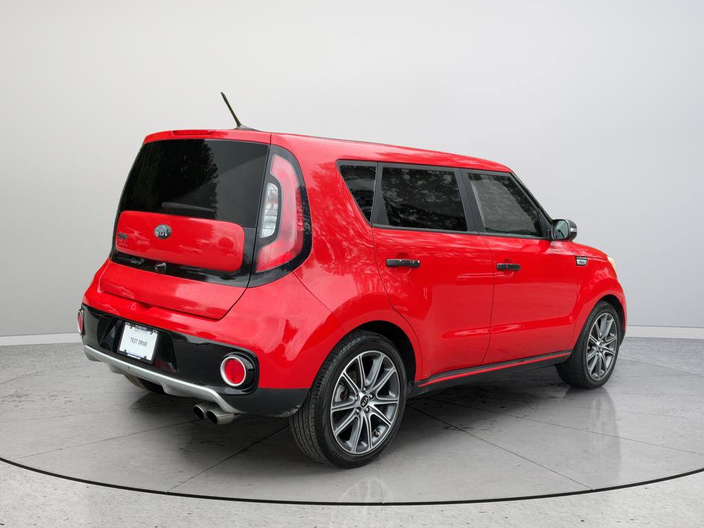 Used 2017 Kia Soul ! FWD image 7