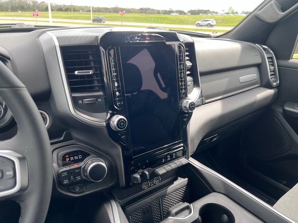 Certified 2025 RAM 1500 Big Horn image 24