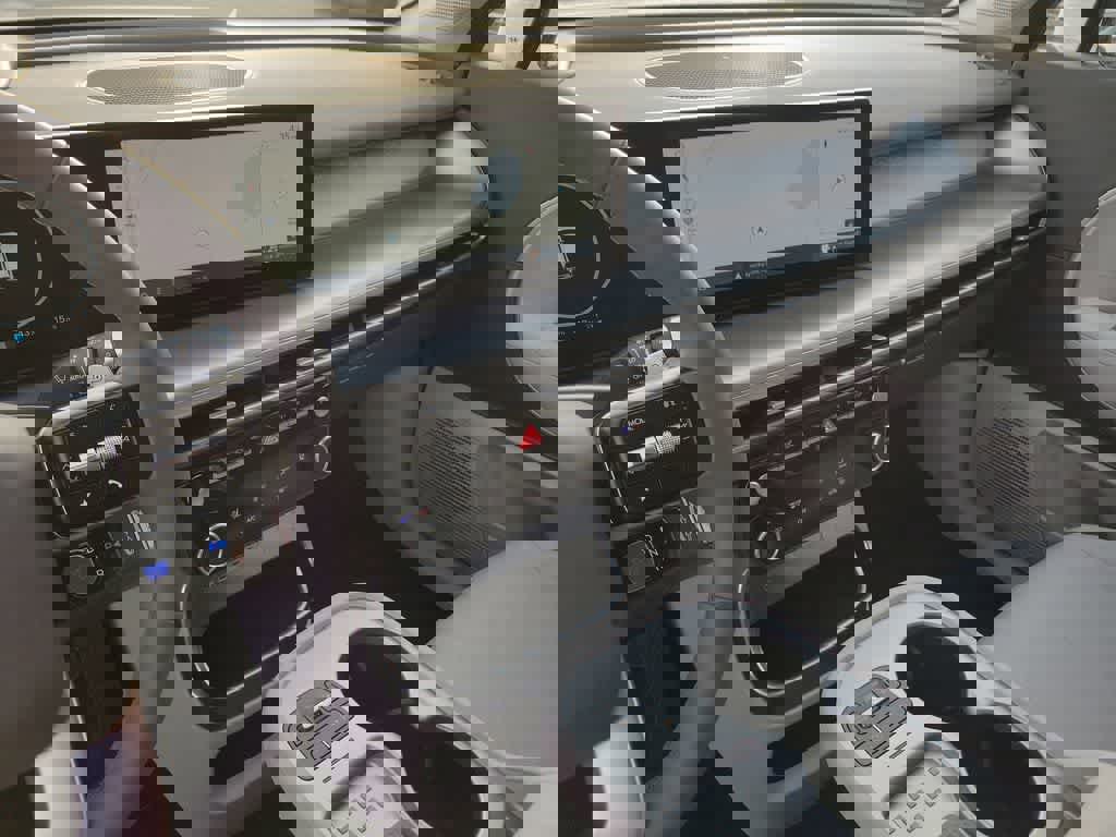 New 2026 Hyundai Ioniq 9 SE image 33