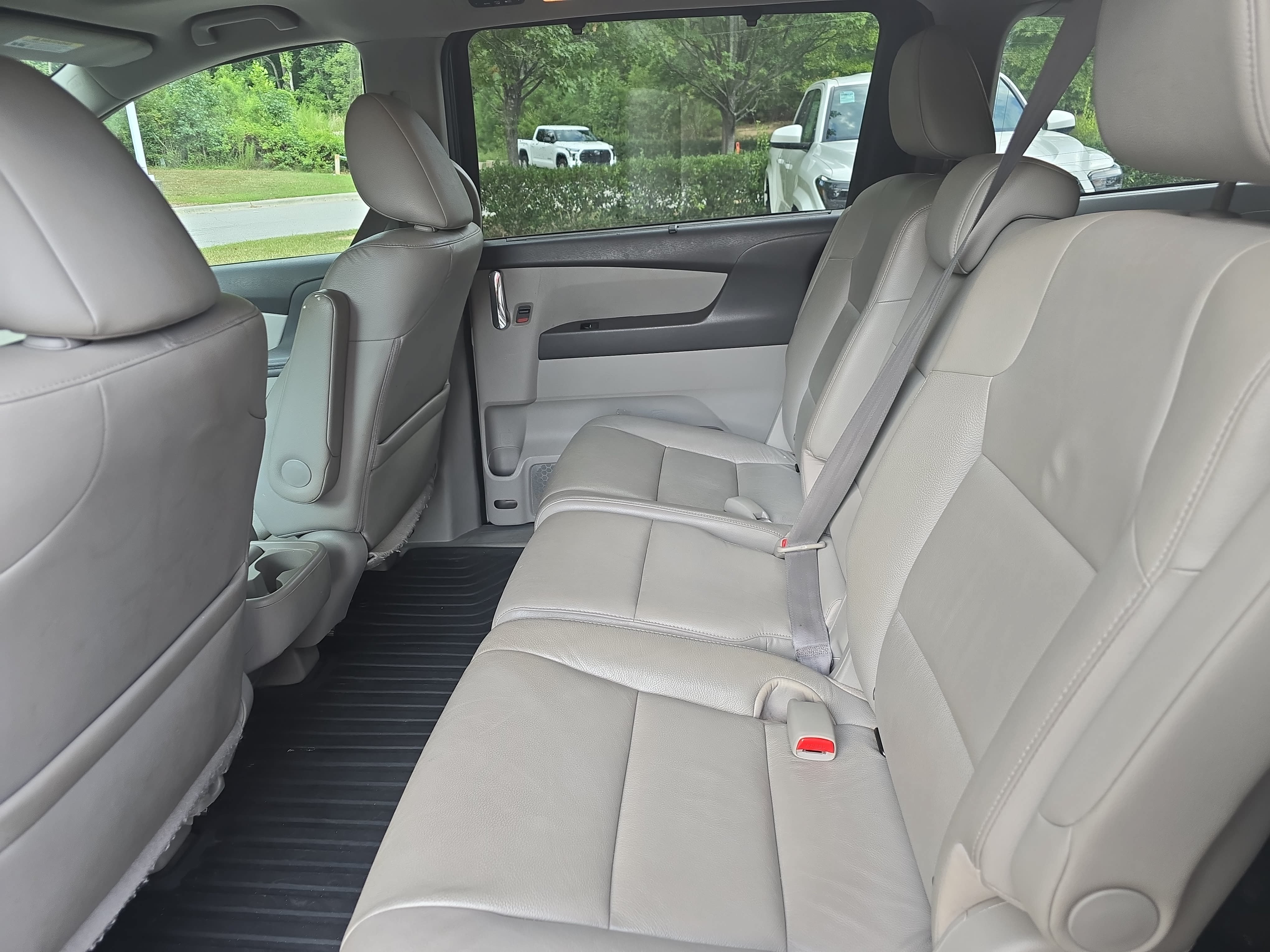 Used 2016 Honda Odyssey EX-L image 12