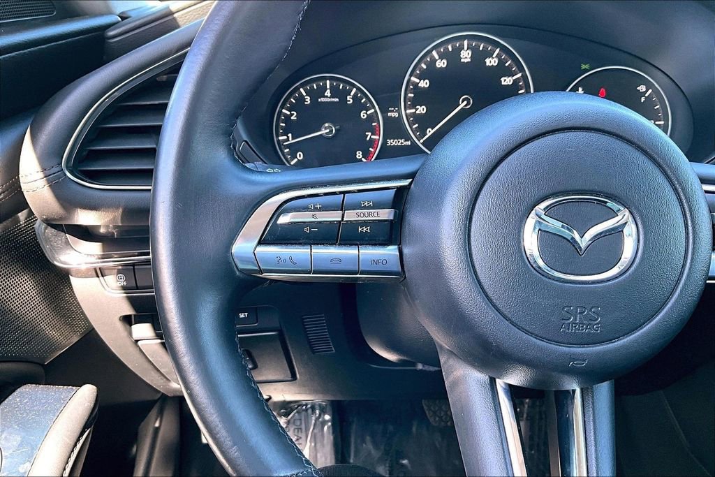 Used 2021 MAZDA MAZDA3 s image 24