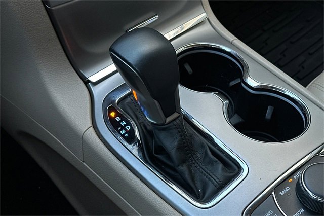 Used 2018 Jeep Grand Cherokee Limited w/ Trailer Tow Group IV image 24