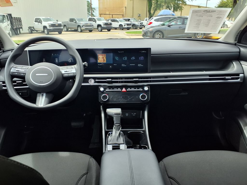 Used 2026 Hyundai Tucson SEL FWD image 17