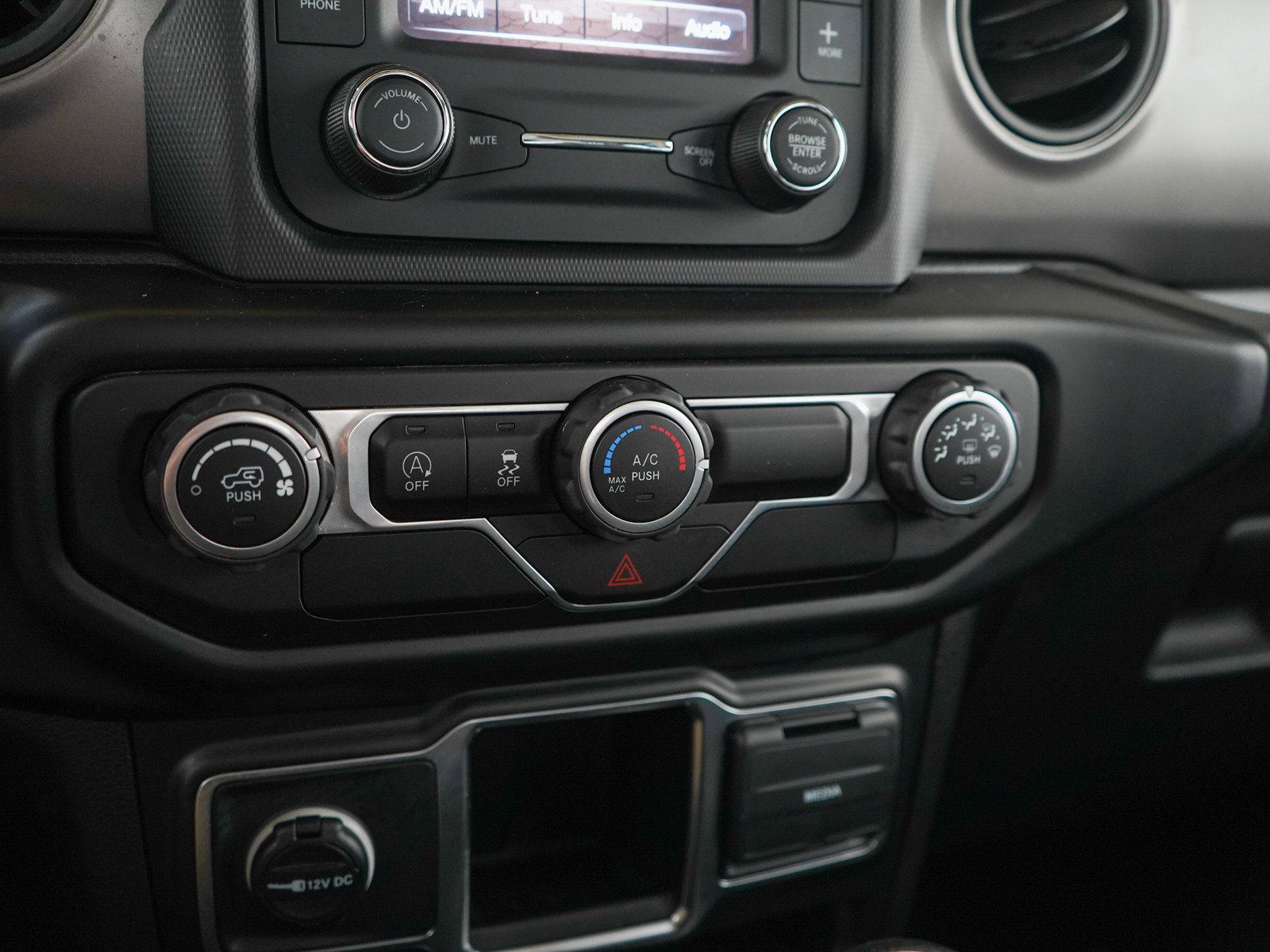 Used 2021 Jeep Wrangler Sport AWD/4WD image 20