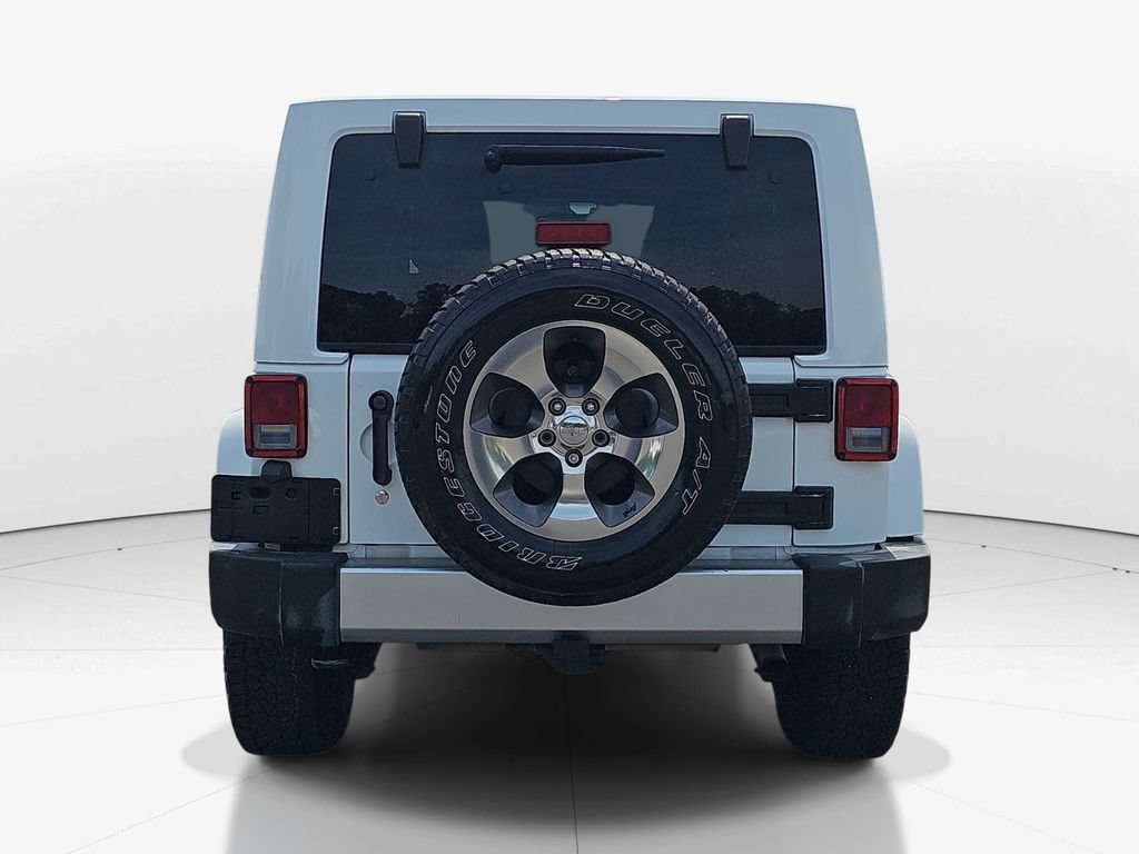 Used 2018 Jeep Wrangler Unlimited Sahara w/ Connectivity Group AWD/4WD image 7