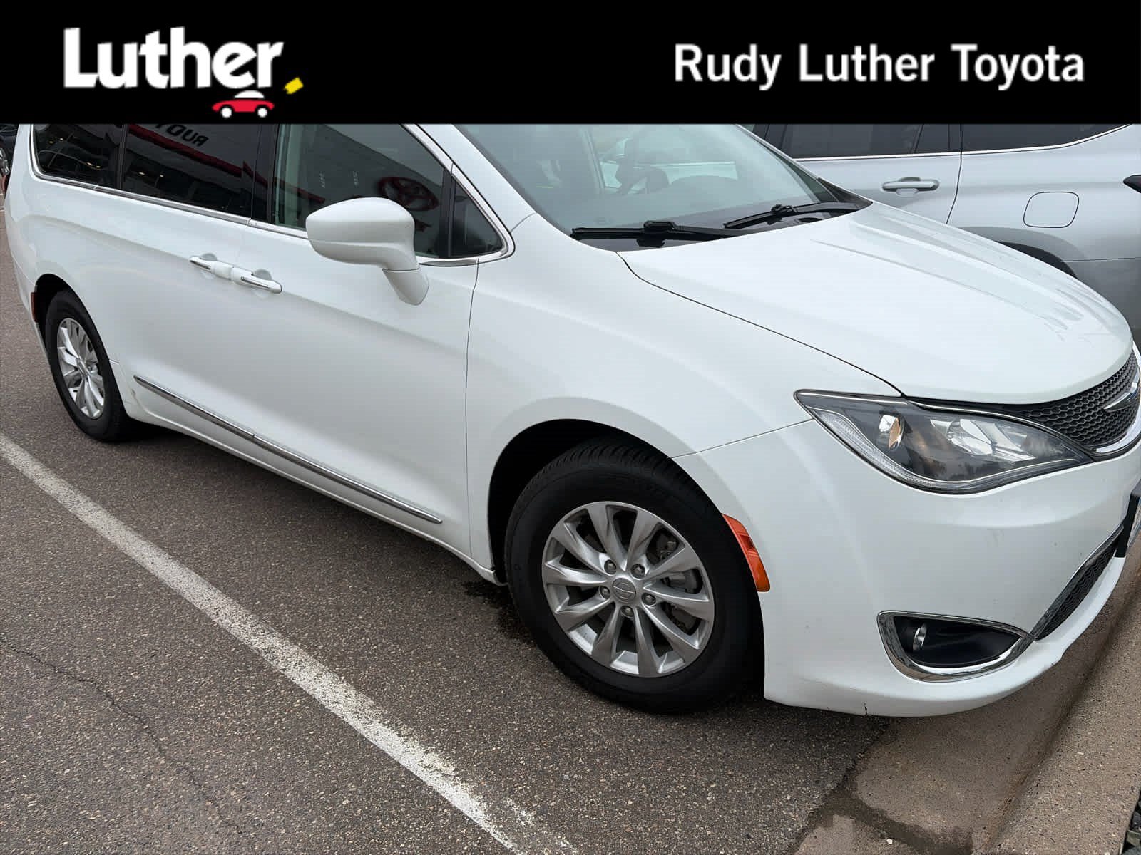 Used 2018 Chrysler Pacifica Touring-L Plus