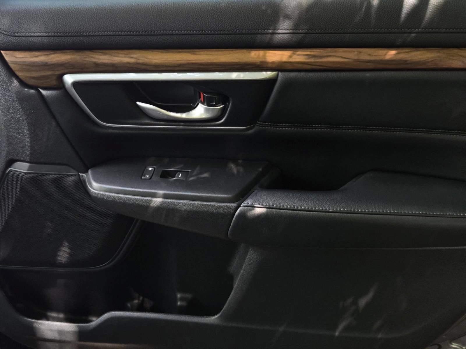 Used 2018 Honda CR-V EX-L image 9